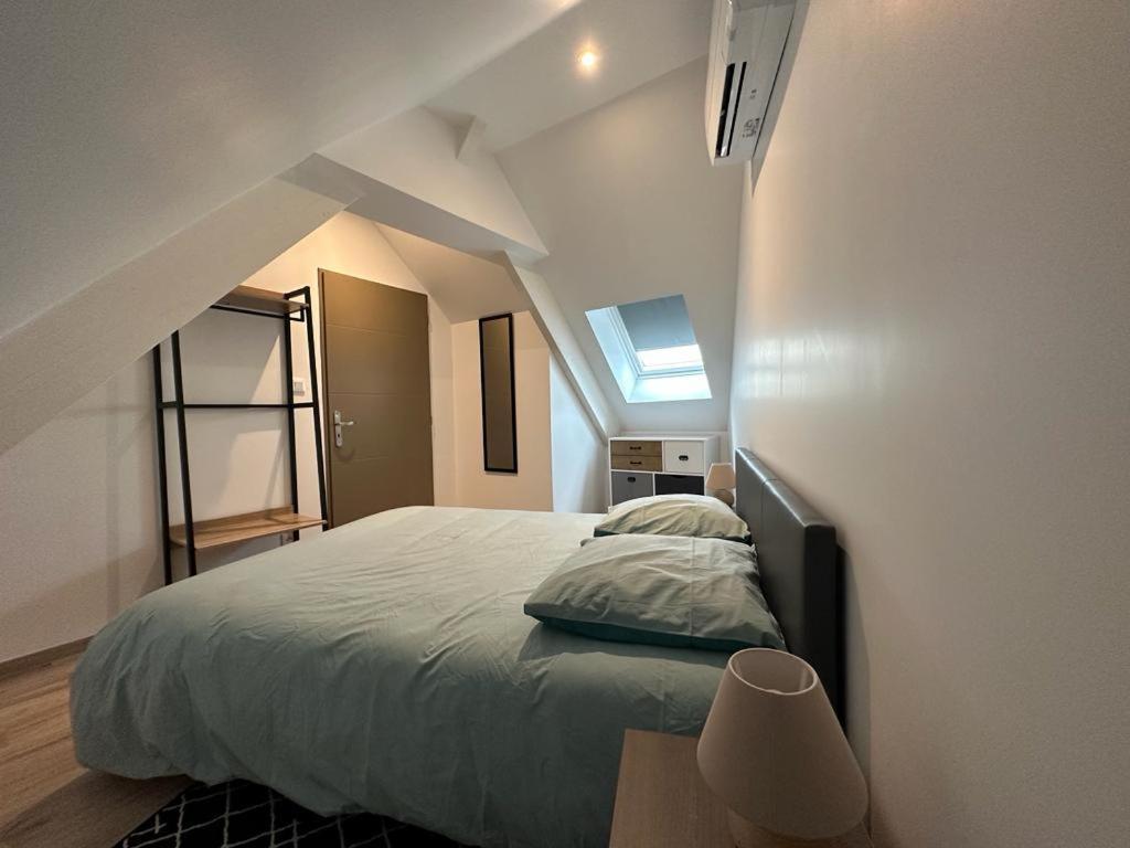 Spacious Flat Close To The Railway Station Troyes Phòng bức ảnh
