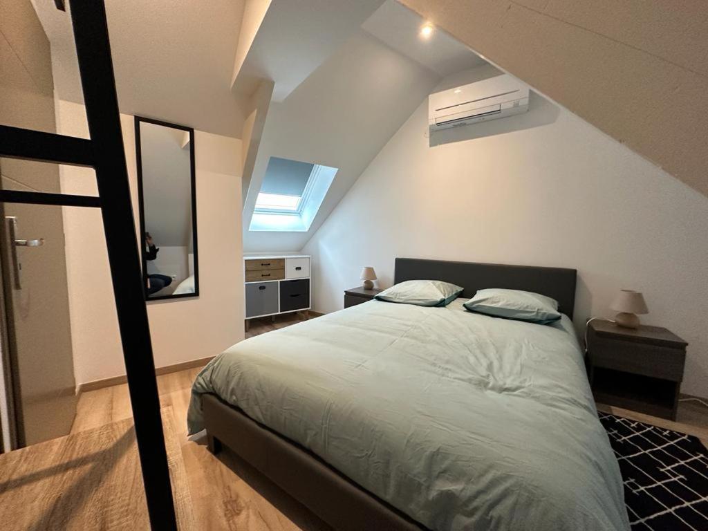 Spacious Flat Close To The Railway Station Troyes Phòng bức ảnh